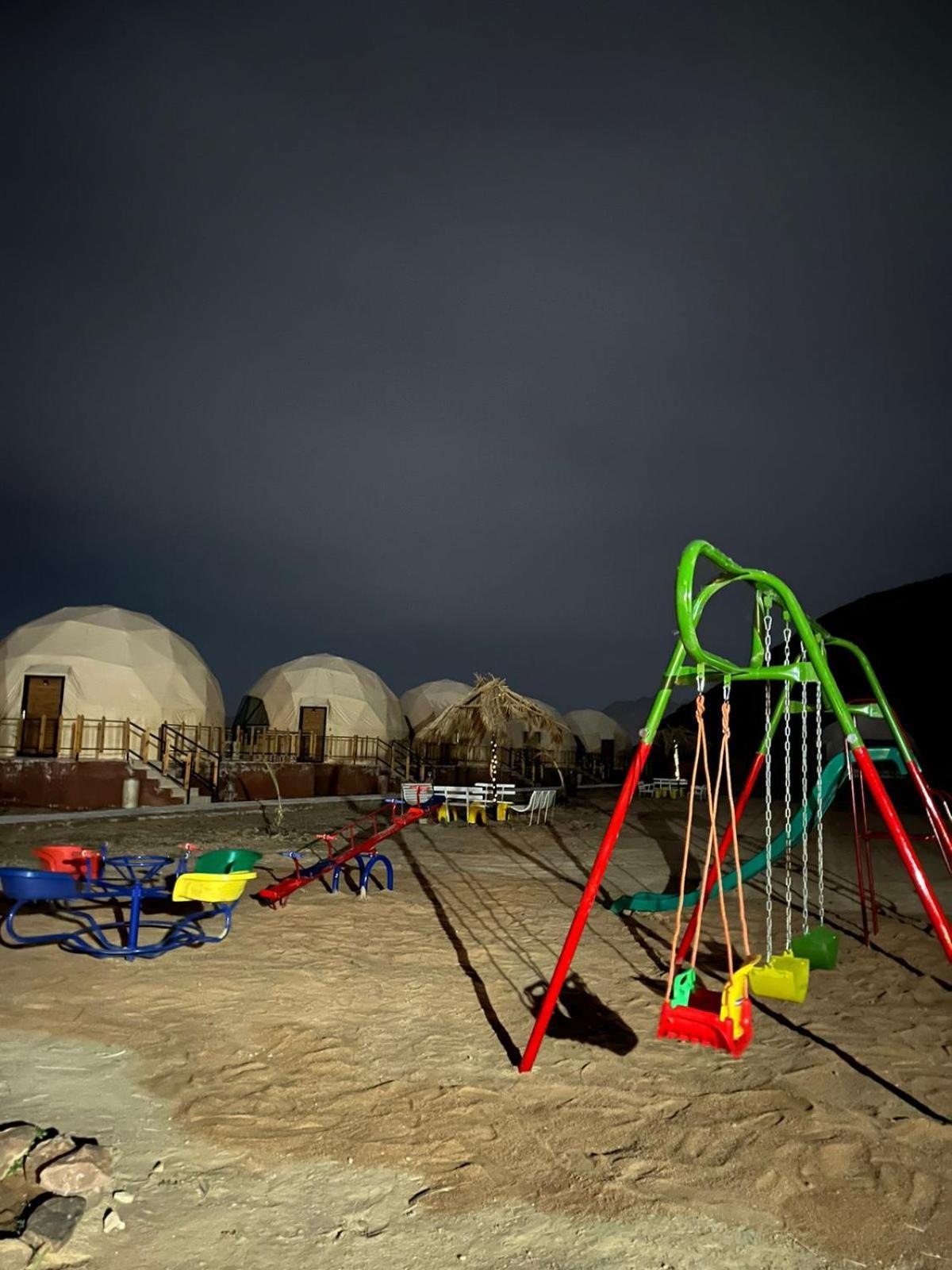 Adel Rum Camp Bubbles Wadi Rum Luaran gambar
