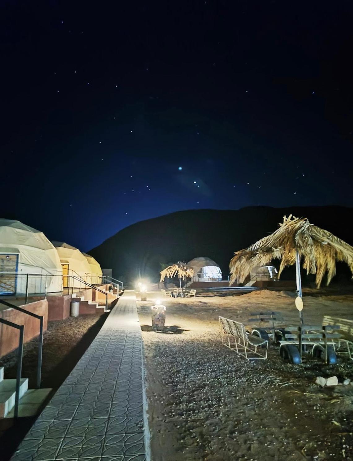 Adel Rum Camp Bubbles Wadi Rum Luaran gambar